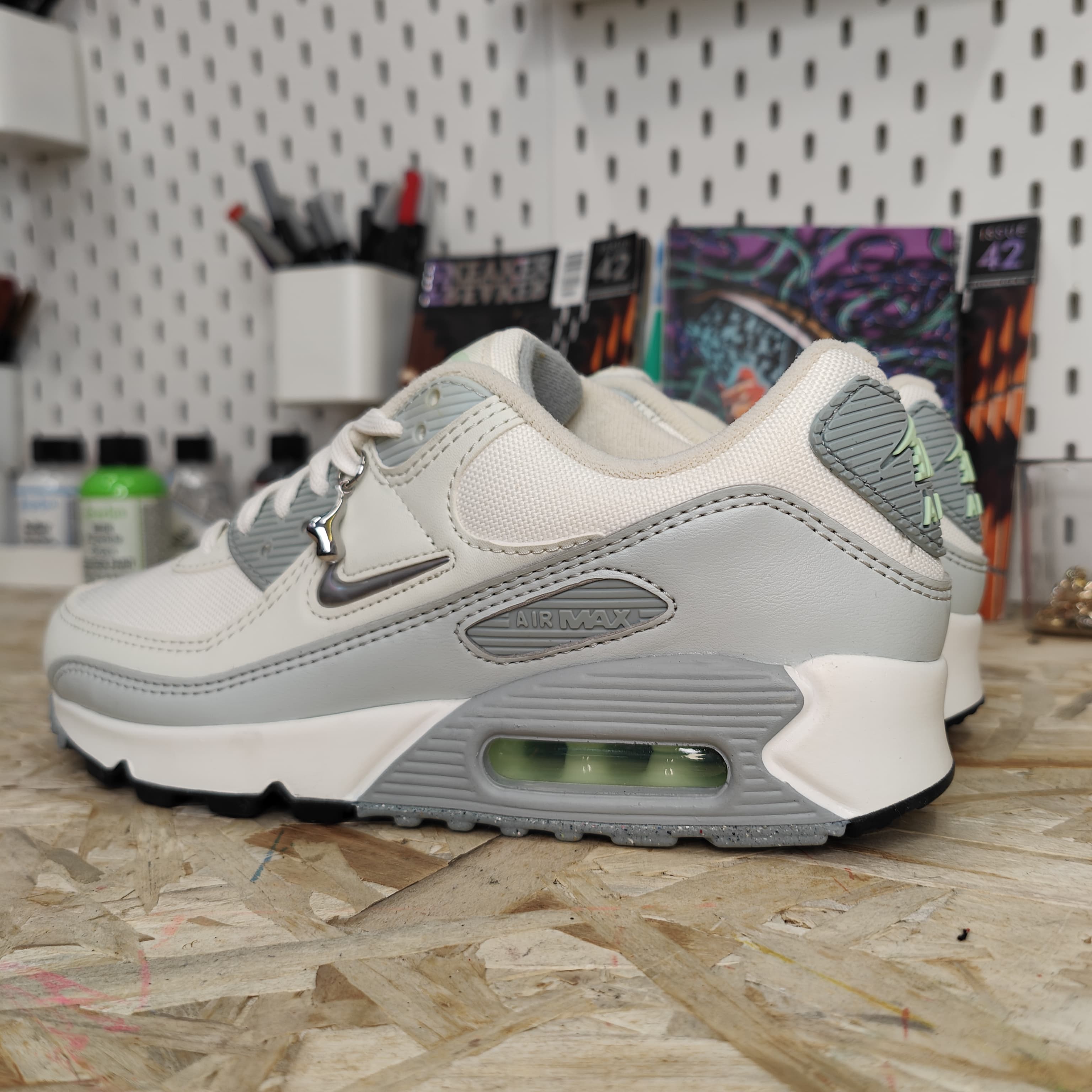 basement london air max 90