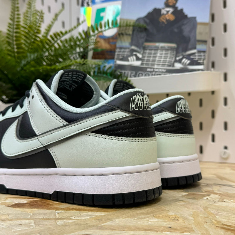 NIKE FZ1670-001