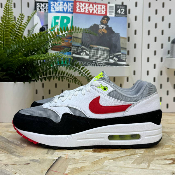 NIKE HF0105-100