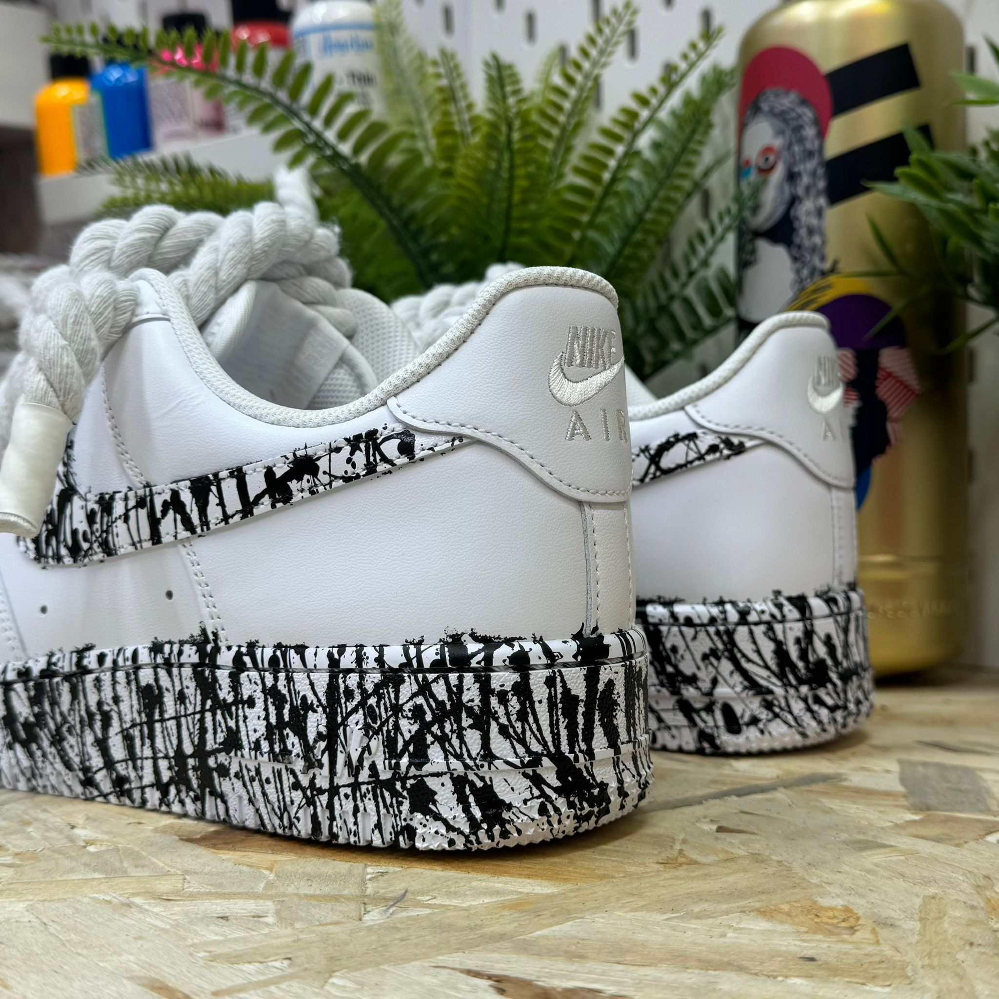 Snezed AIR FORCEROPE LACES SKIZZI WHITE BLACK