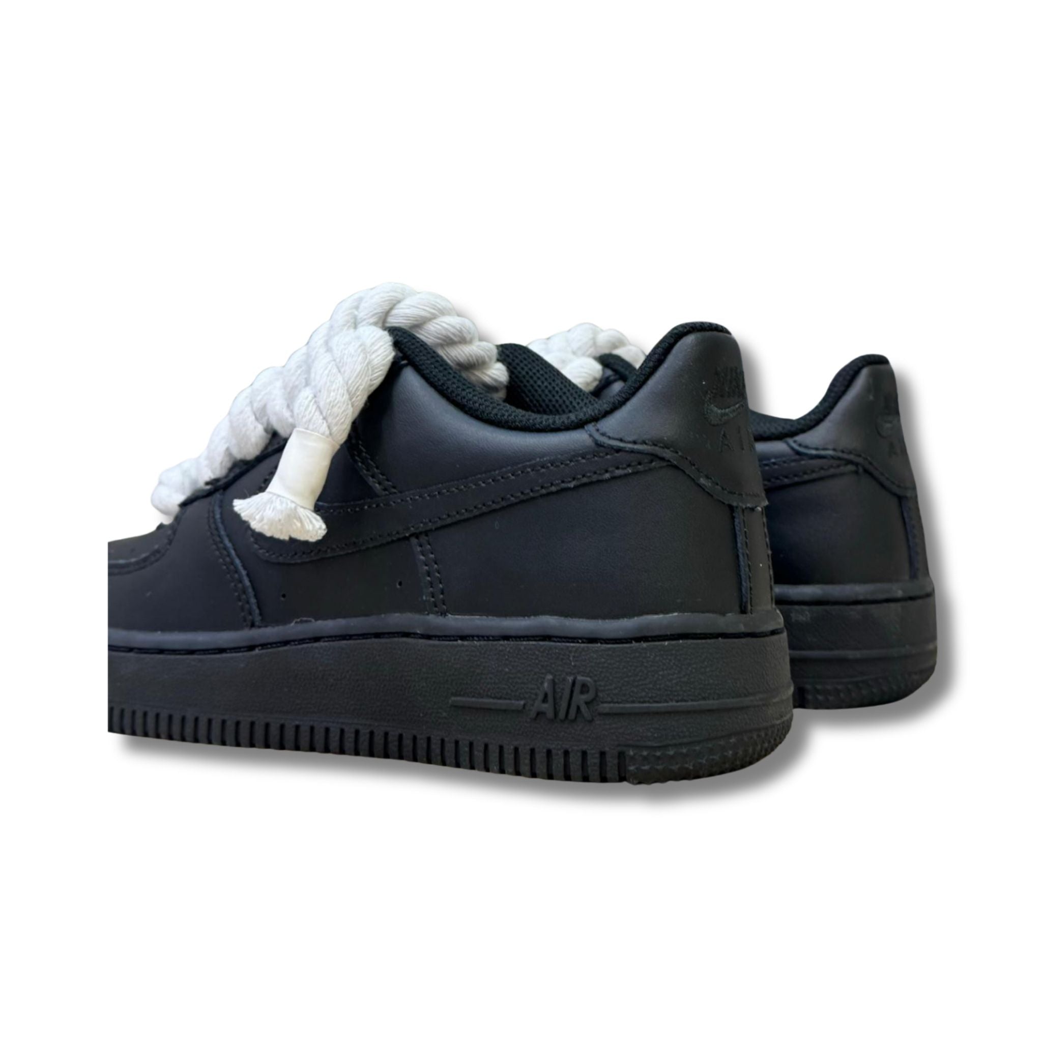 Snezed AIR FORCE  TRIPLEROPE LACES BLACK WHITE