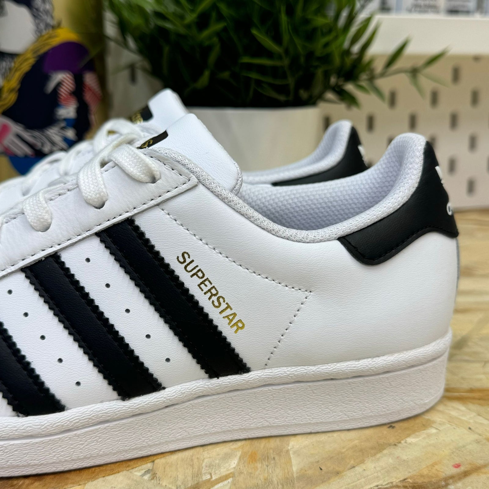 ADIDAS SUPERSTAR Snezed