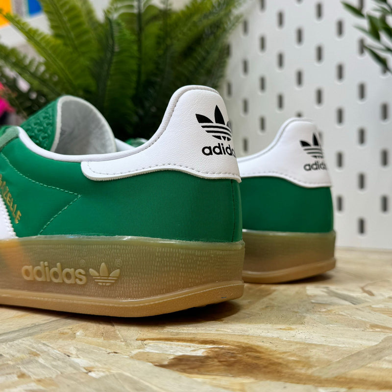 ADIDAS  Originals Gazelle