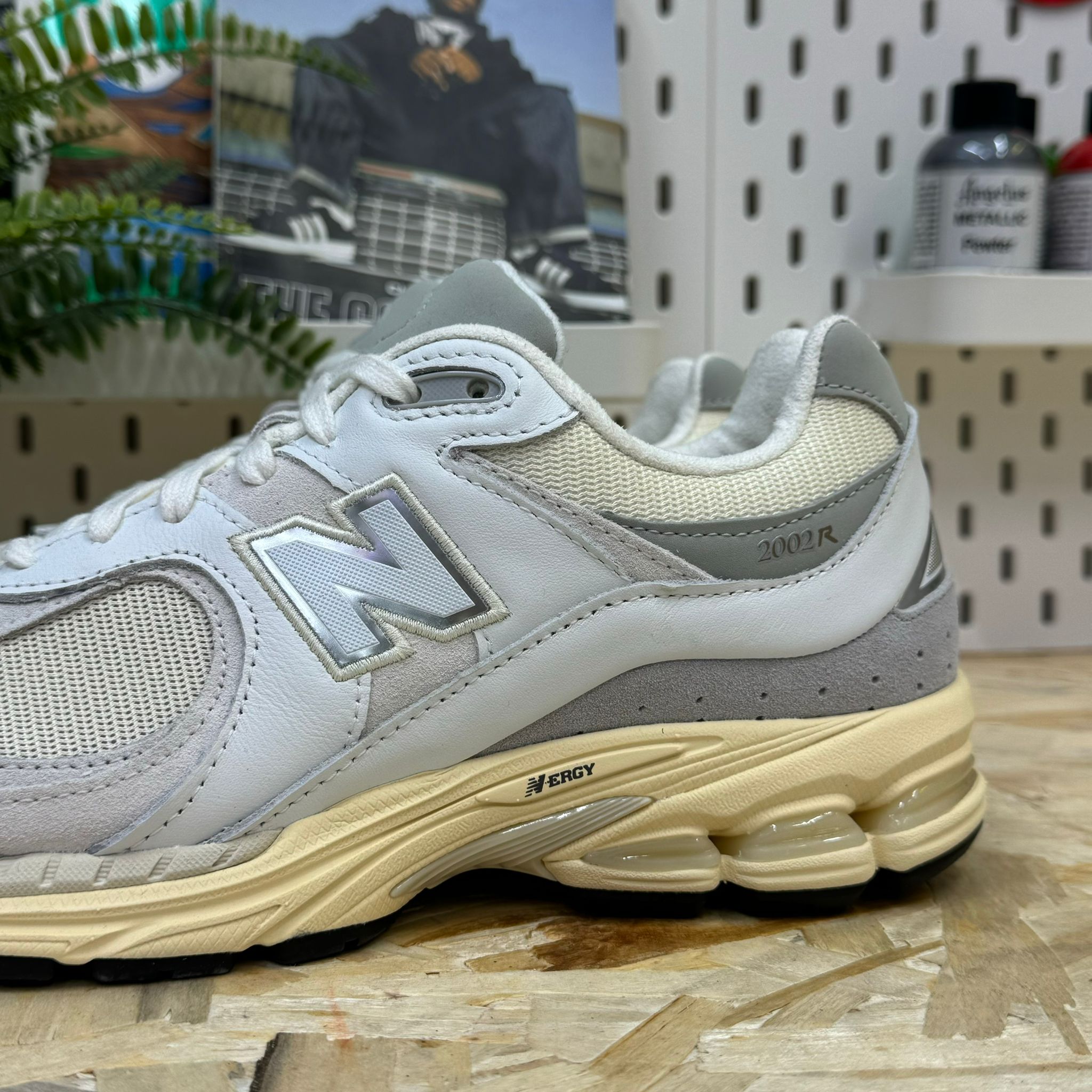 nb 2002