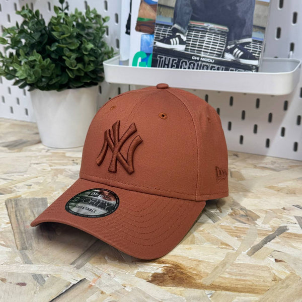 New Era 9FORTY New York Yankees League Essential