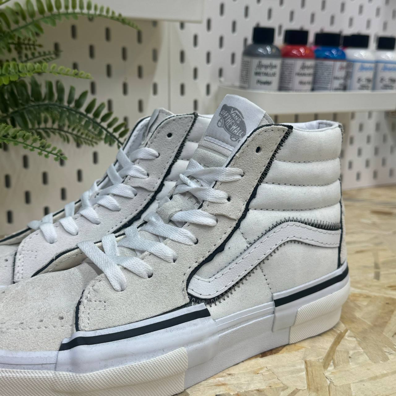 VANS VN0005UKW001-001