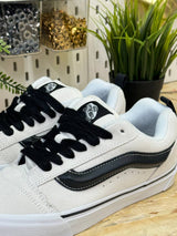 VANS VN0009QCY