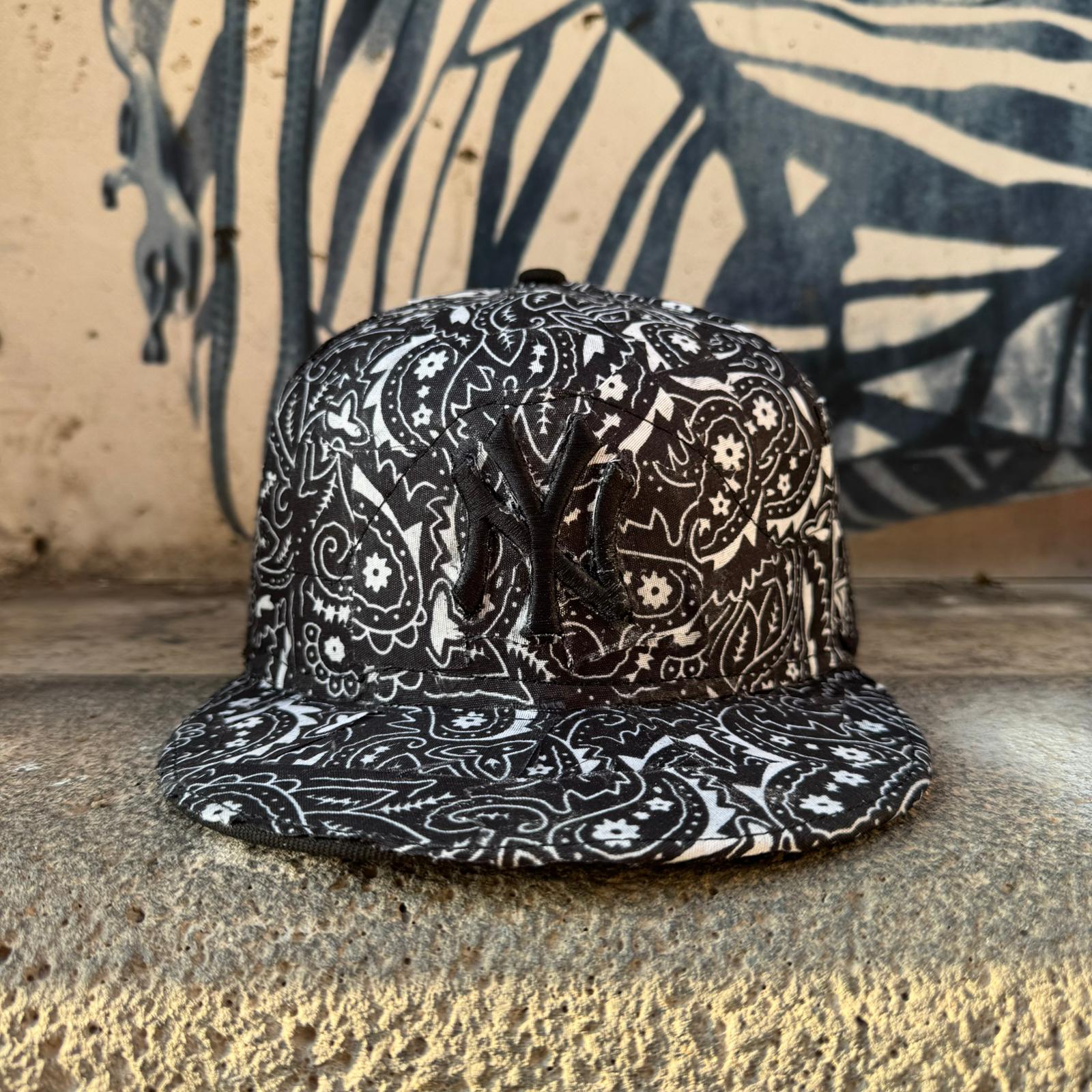 CAP CUSTOM NEW ERA BANDANA WRAP BLACK