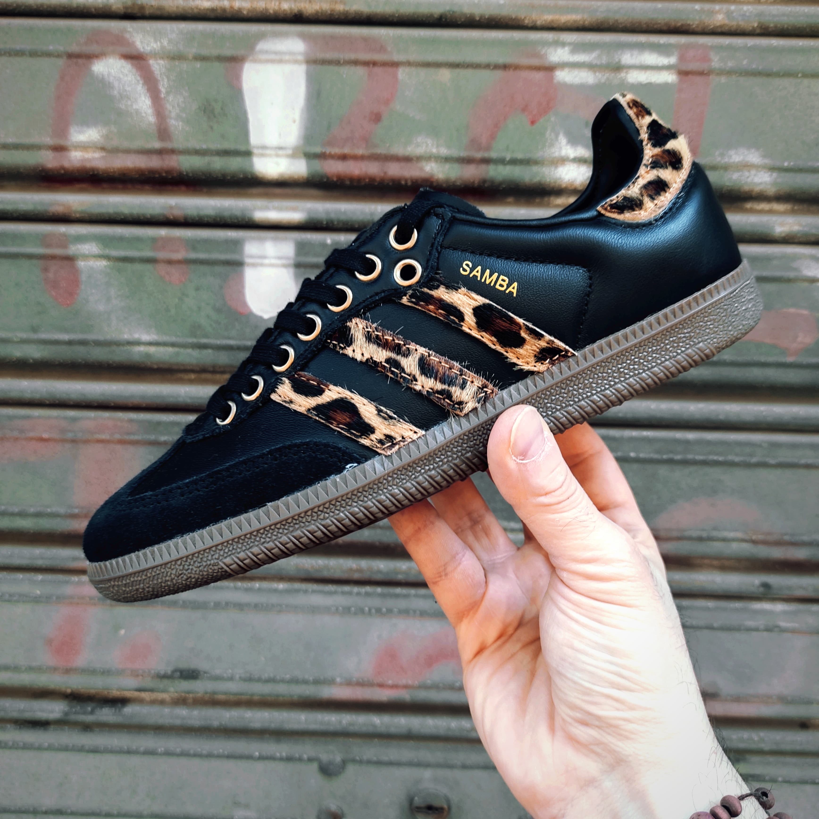 Snezed ADIDASSAVAGE BLACK EDITION