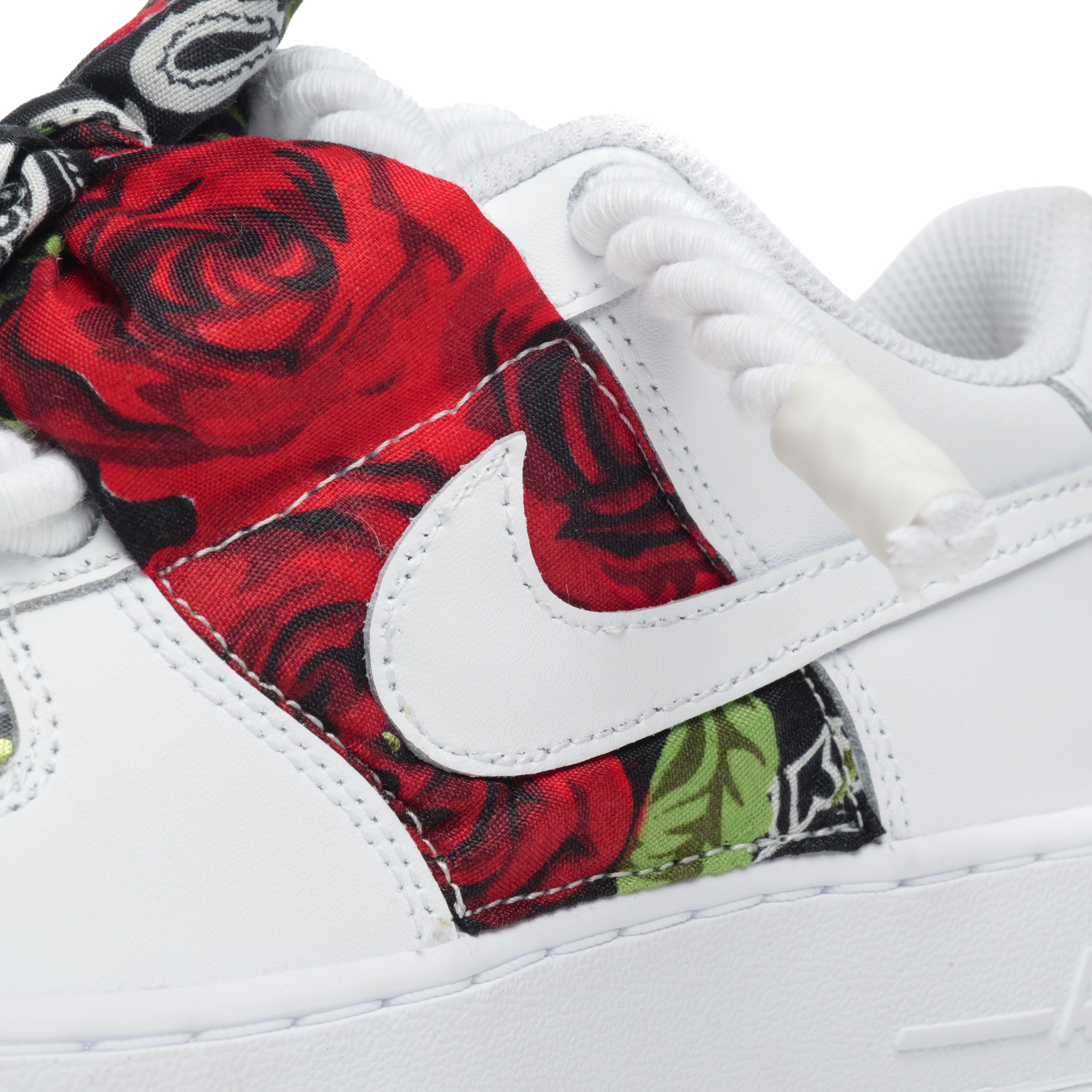 Snezed AF1 WHITE- BANDANA BARRIO ROSE