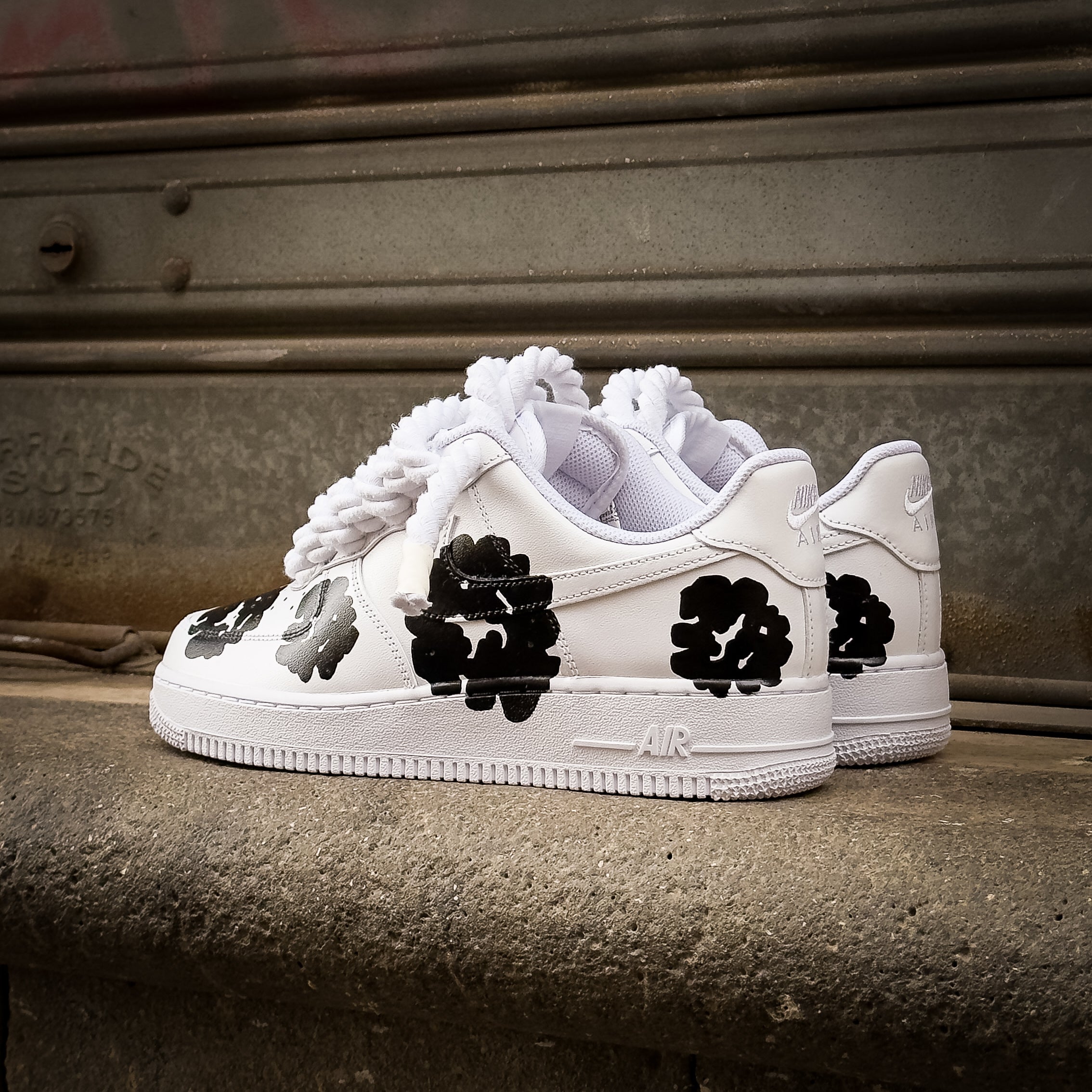 Snezed AIR FORCEFLOWERS TEARS BLACK