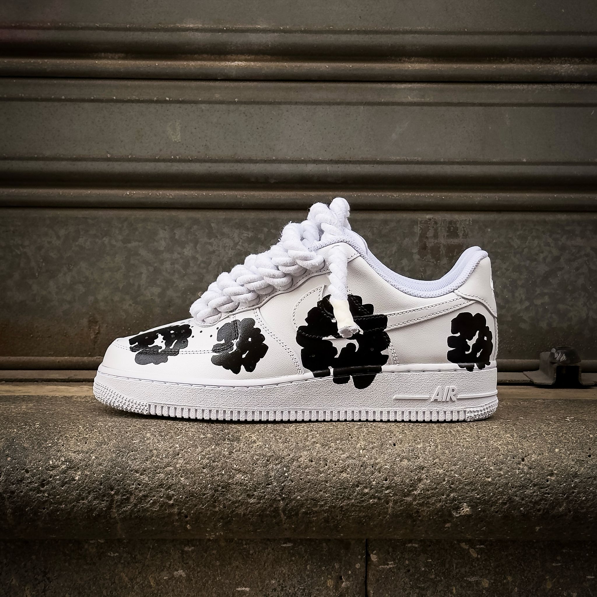 Snezed AIR FORCEFLOWERS TEARS BLACK