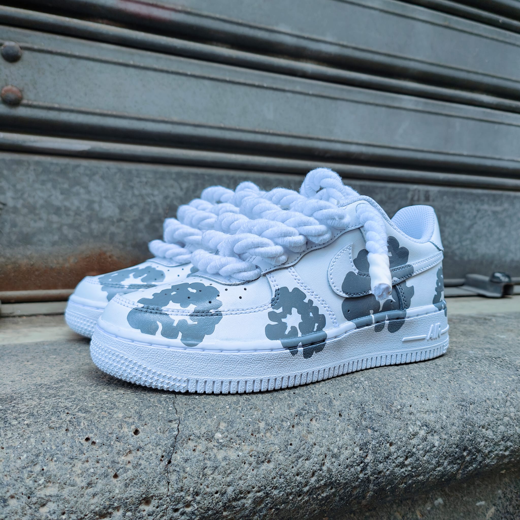 Snezed AIR FORCEROPE MOOD FLOWERS TEARS