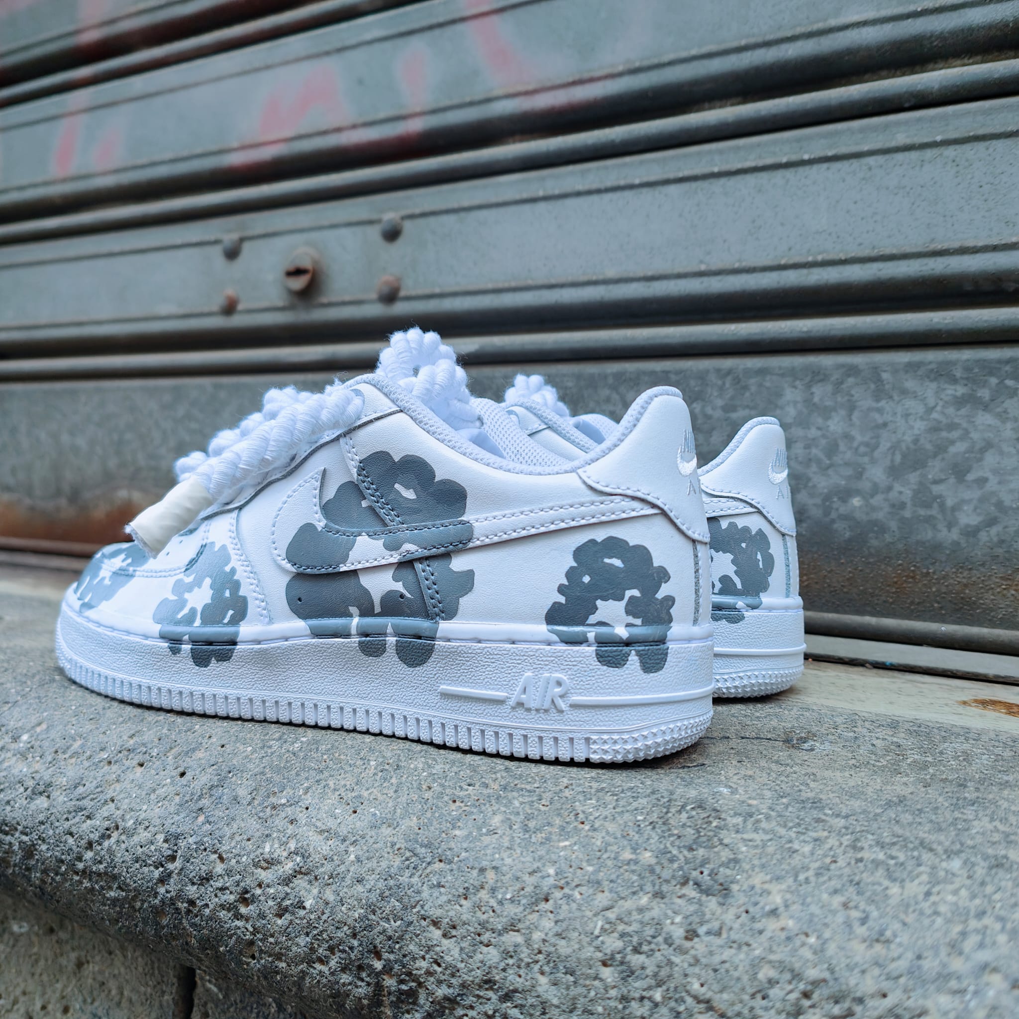 Snezed AIR FORCEROPE MOOD FLOWERS TEARS