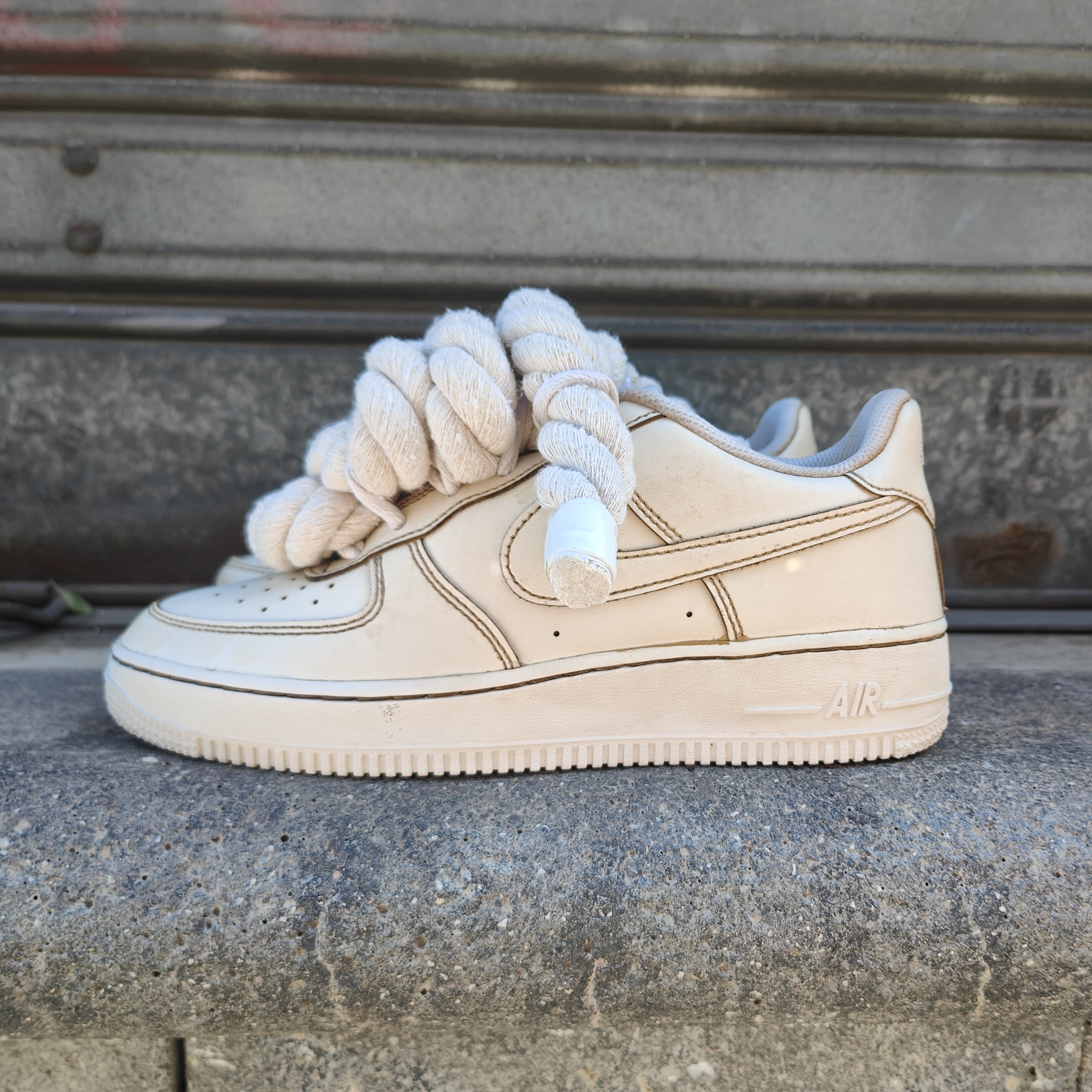 Snezed NIKE AIR FORCEBIG ROPE COFFEE