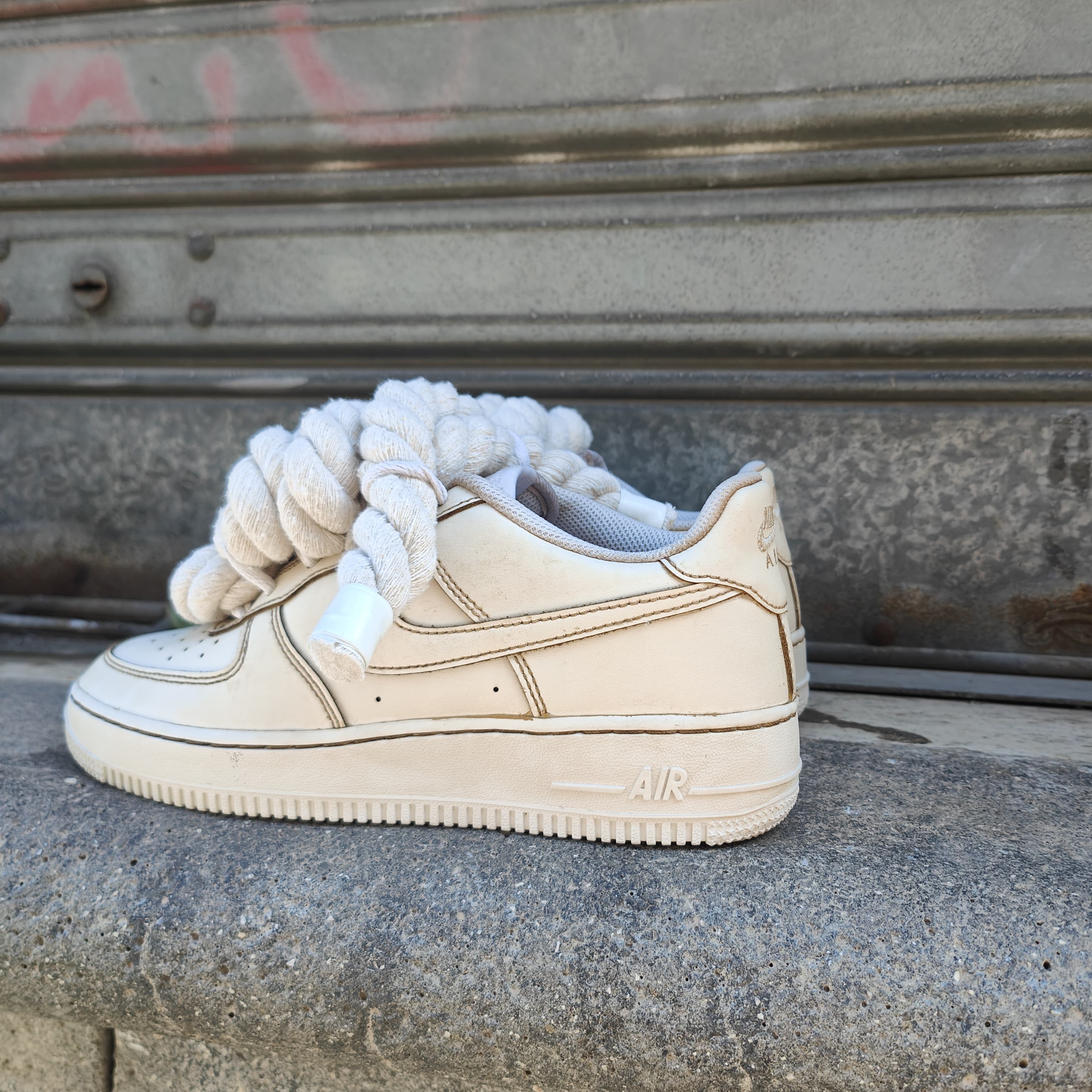 Snezed NIKE AIR FORCEBIG ROPE COFFEE