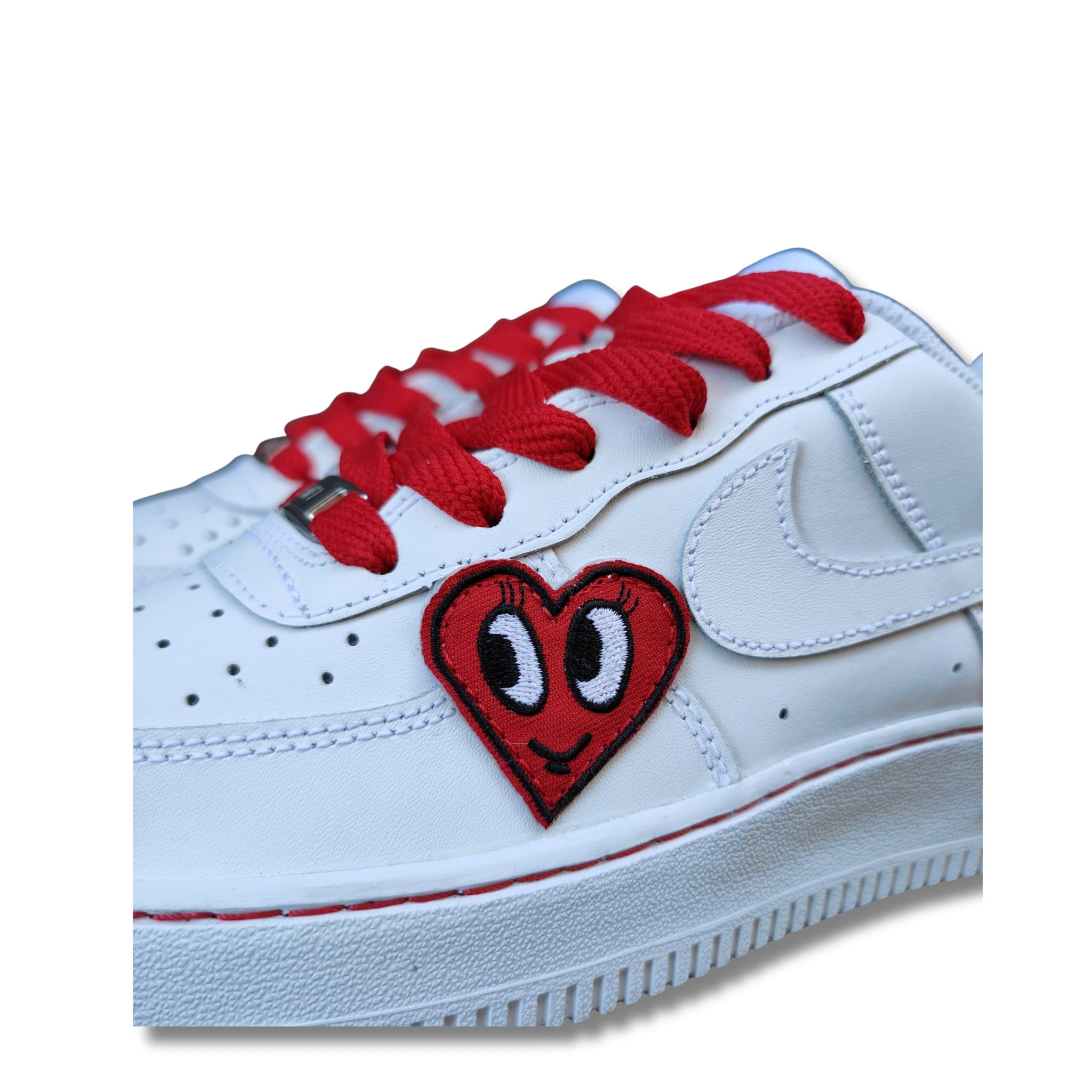 Snezed NIKE AIR FORCE 1-AMORÉ