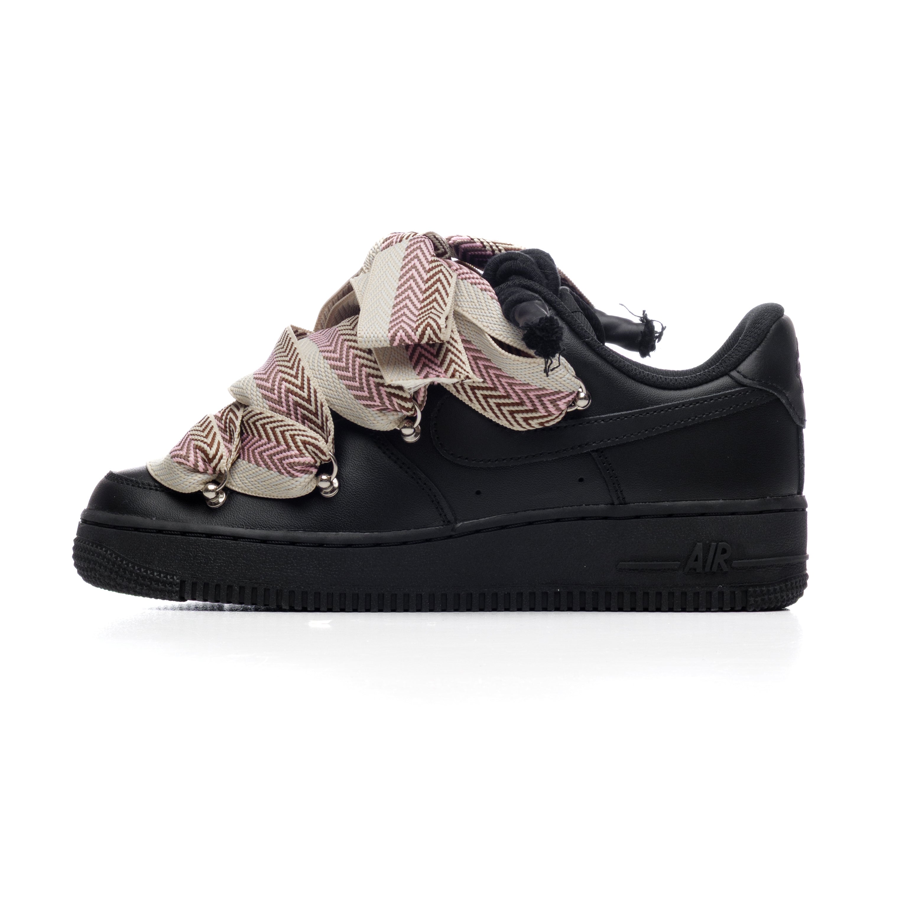 Snezed NIKE AIR FORCE 1 BLACK ROPE LACES- LANVIN CREAMY