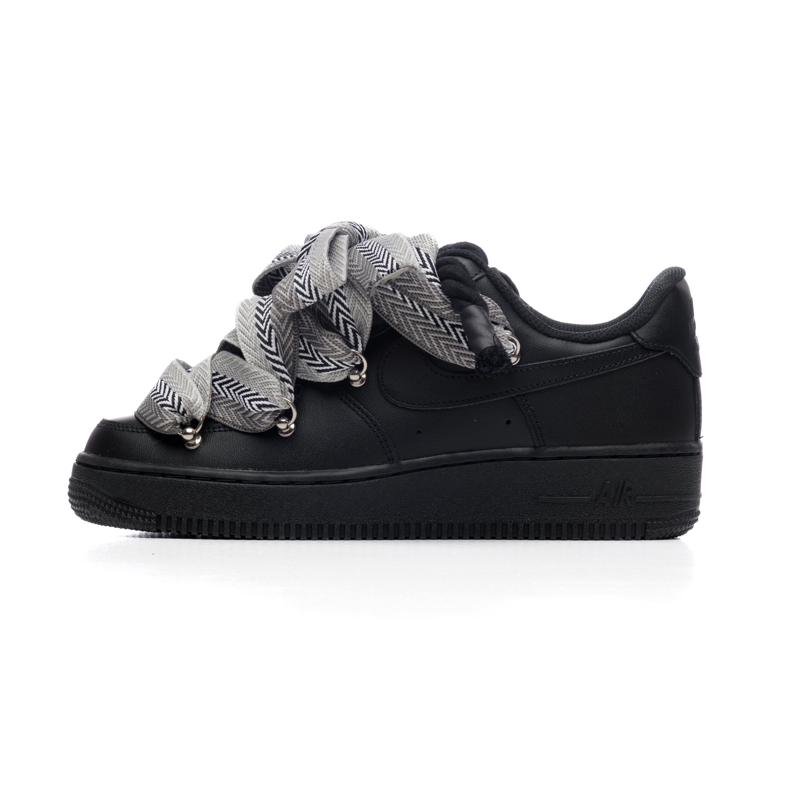 Snezed NIKE AIR FORCE 1 BLACK ROPE LACES- LANVIN SMOKE