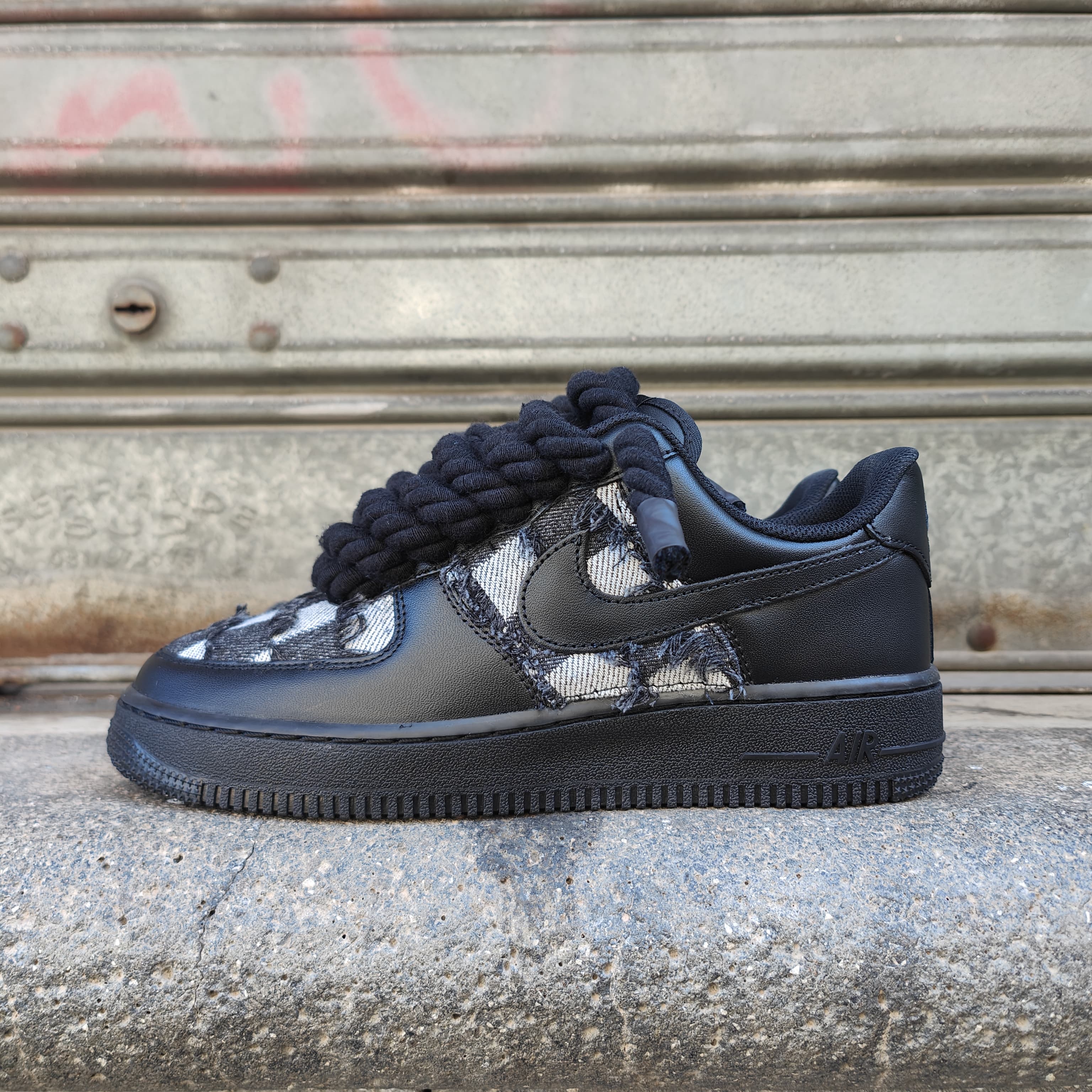 Snezed NIKE AIR FORCE ROPENIGHT PATCH DENIM