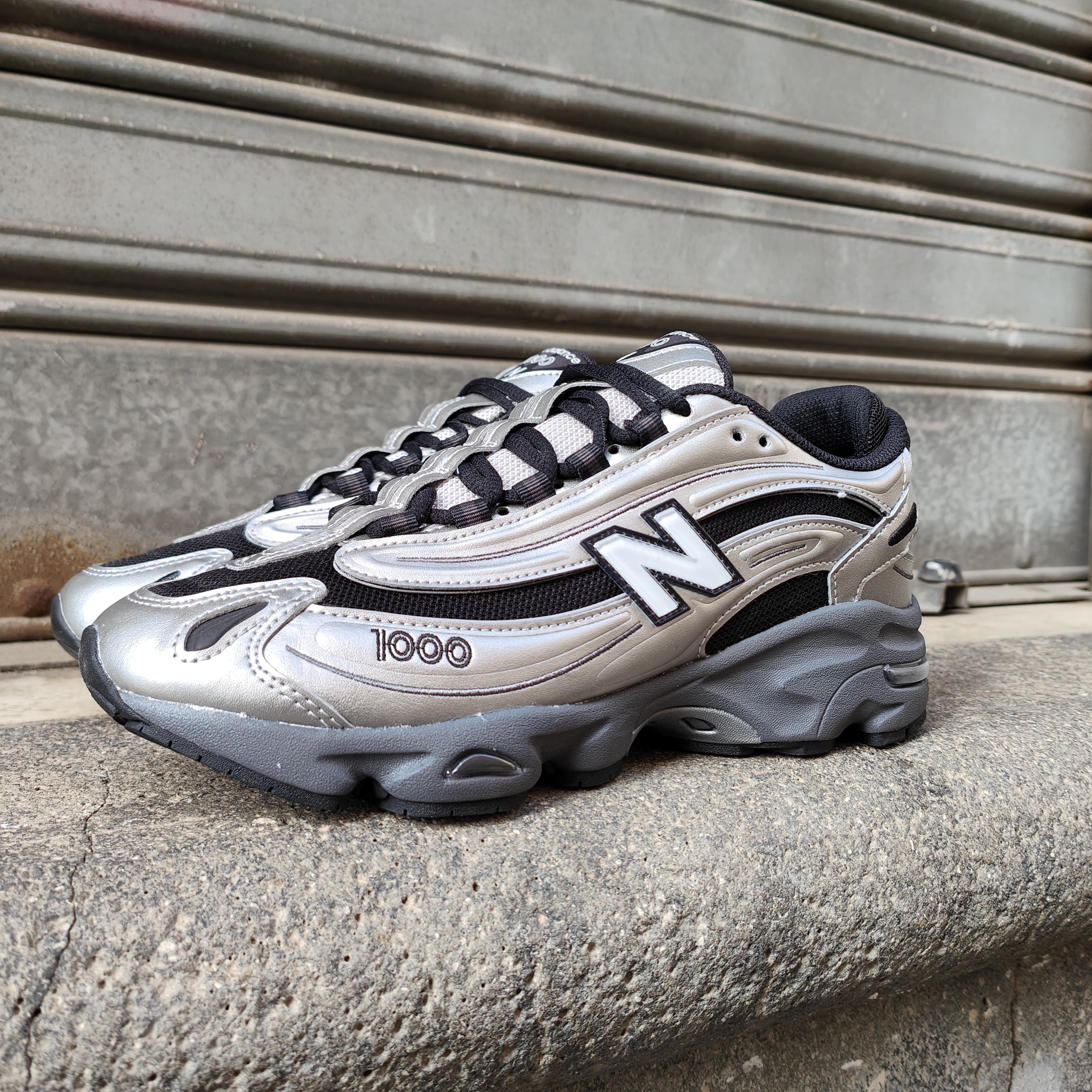 NEW BALANCE M1000EGR