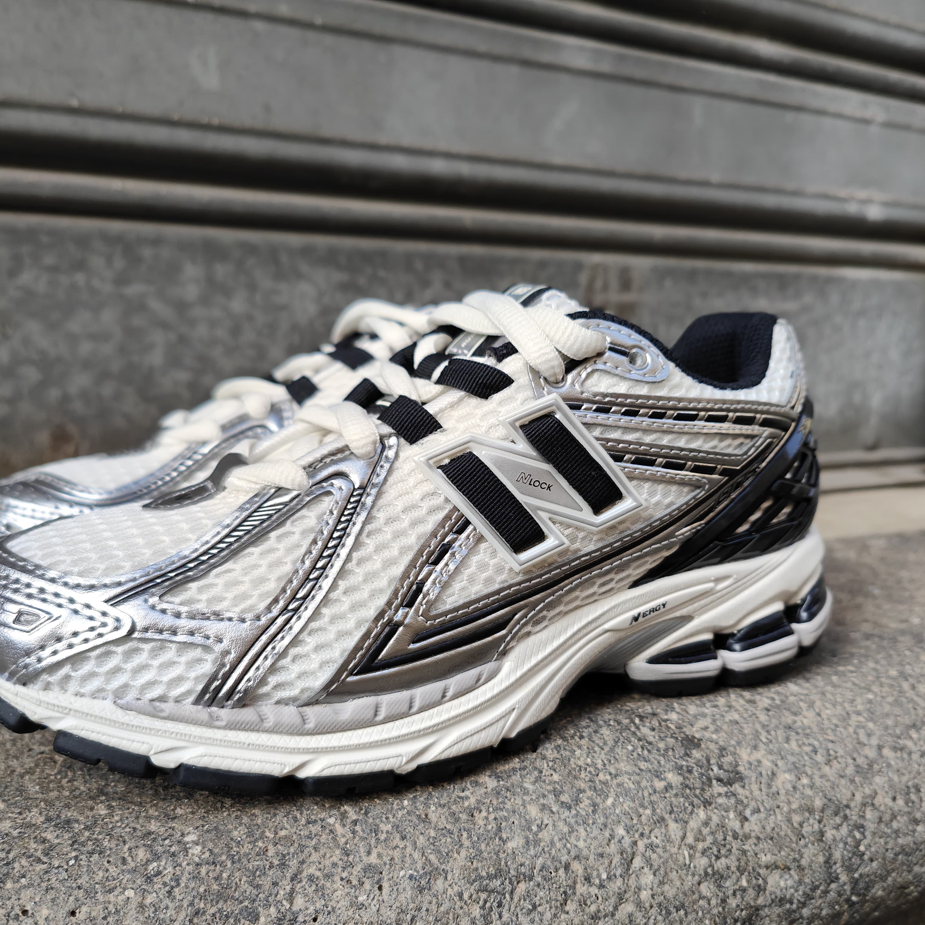 NEW BALANCE M1906RER