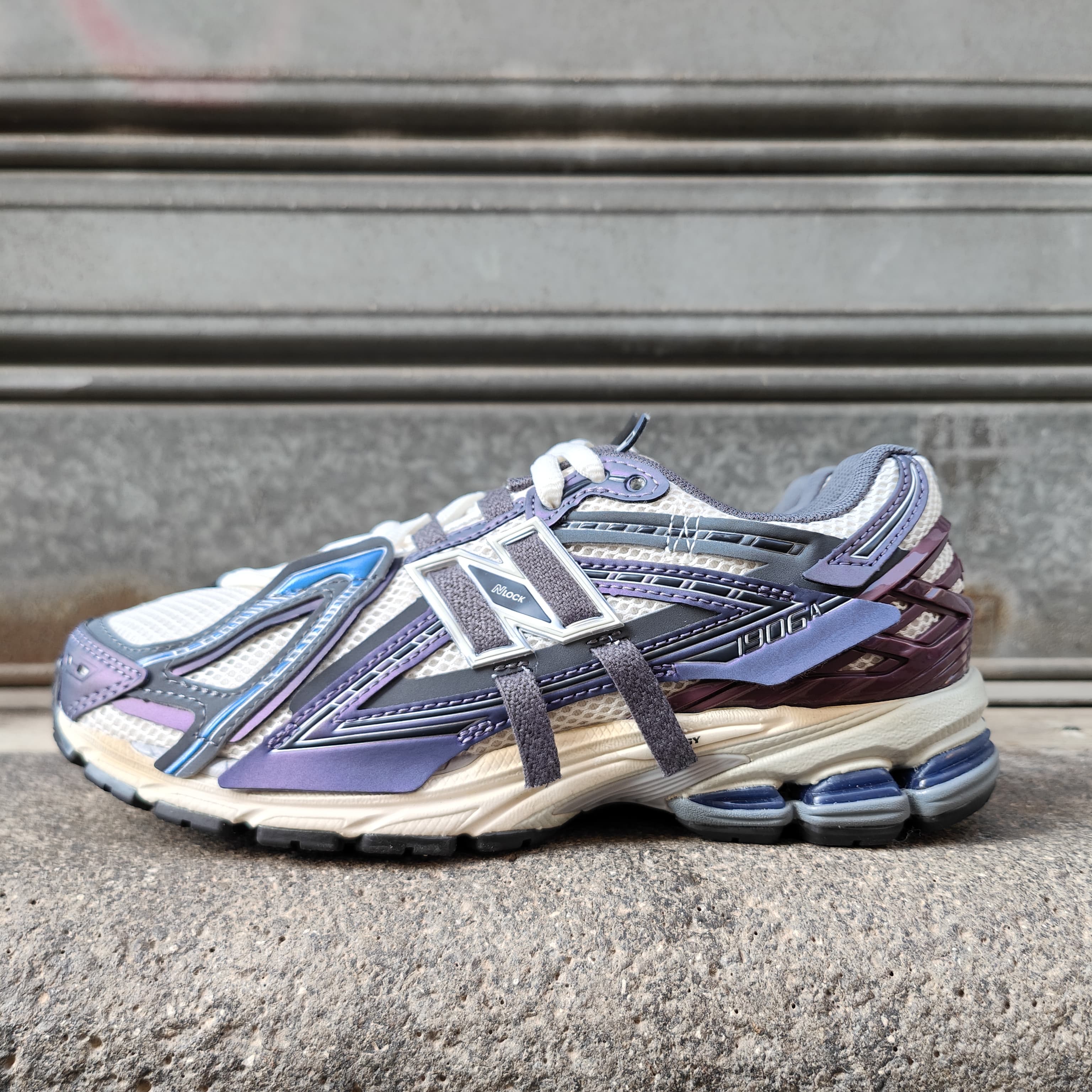 NEW BALANCE U1906ANB
