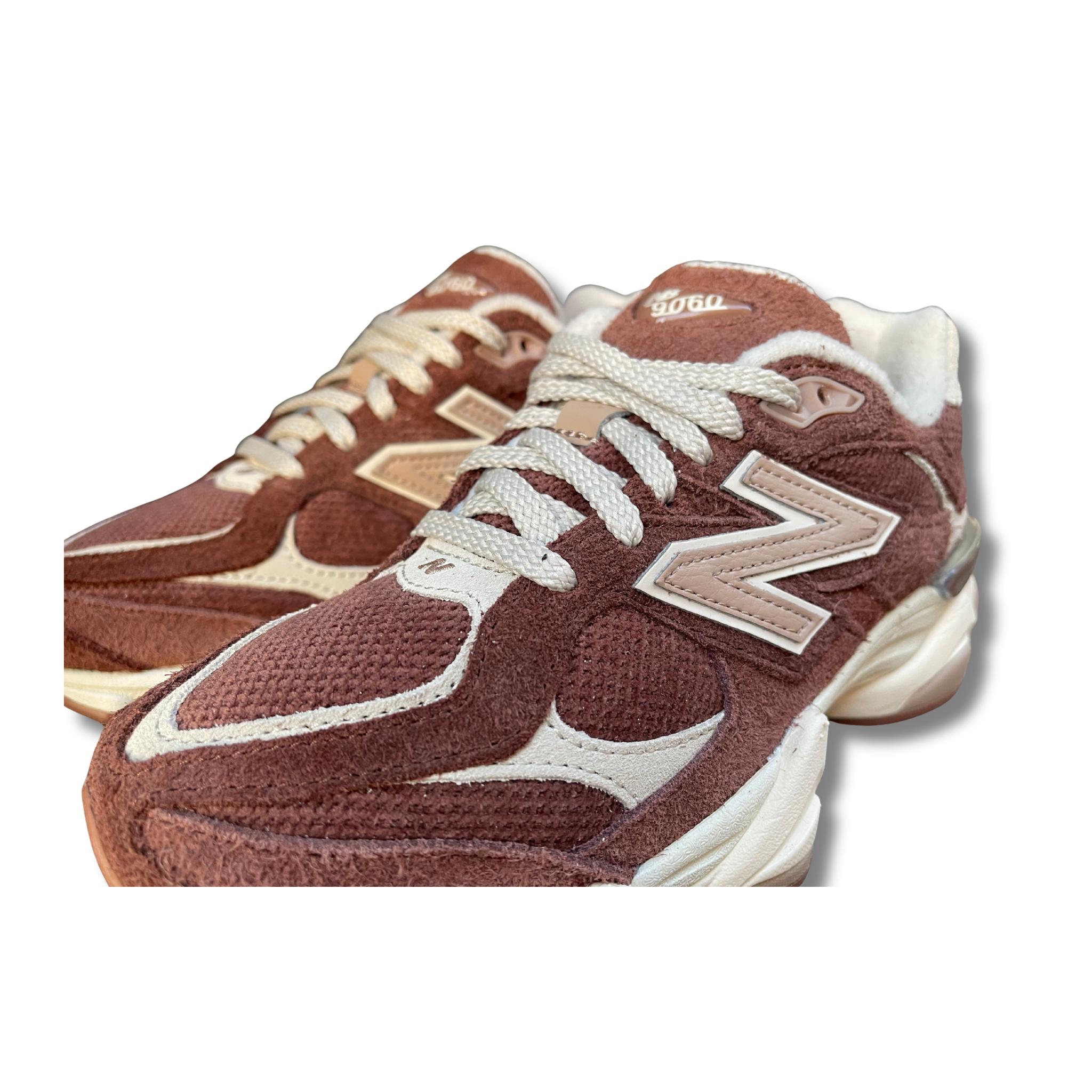 NEW BALANCE U9060-CCC