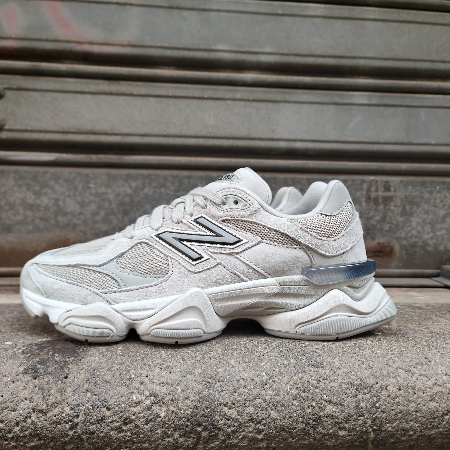 NEW BALANCE U9060JGR