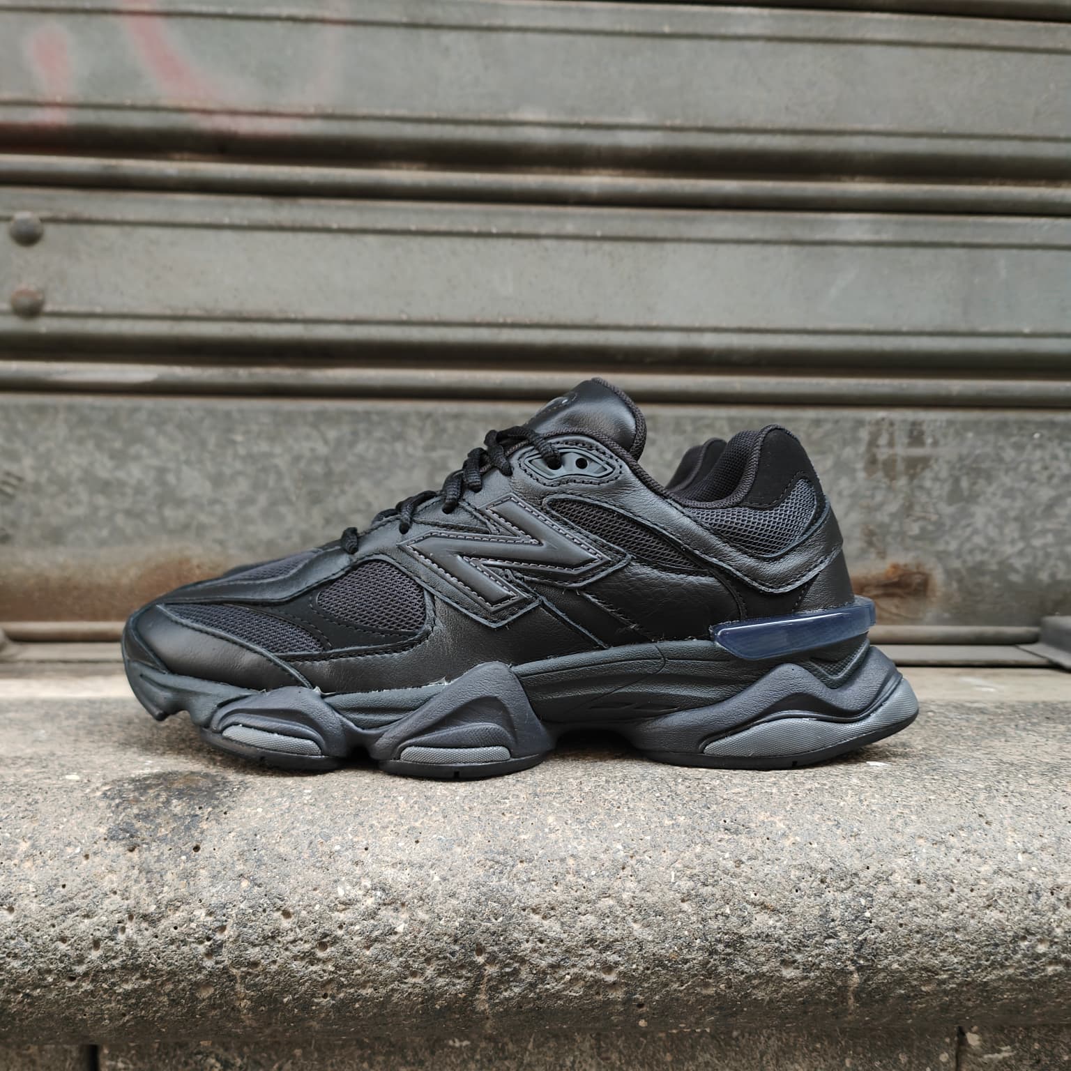 NEW BALANCE U9060NRI