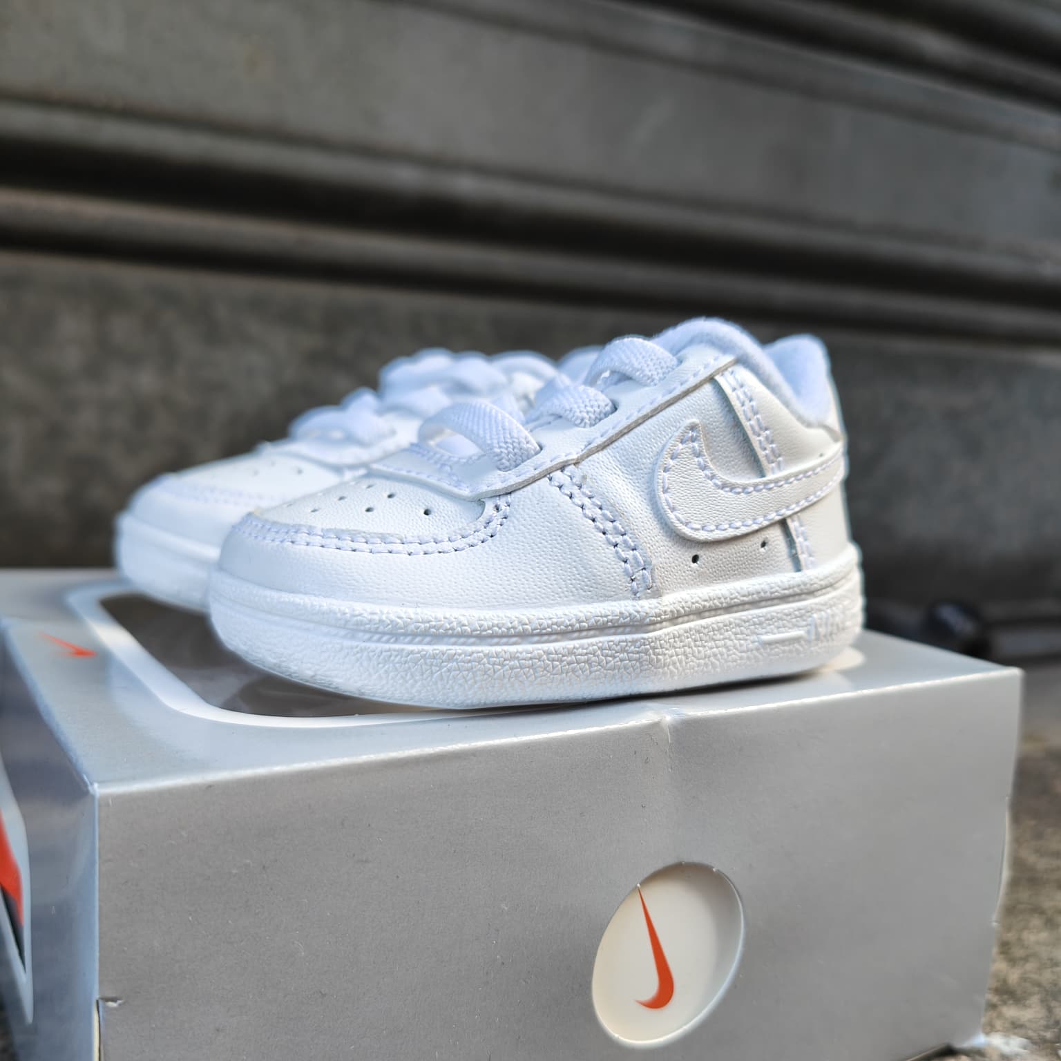 NIKE CK2201-100