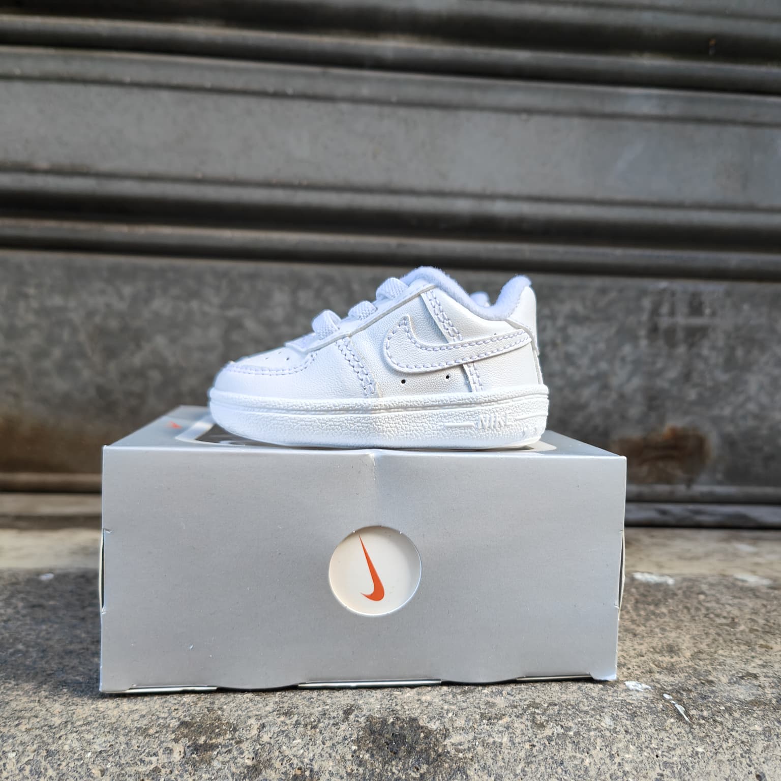 NIKE CK2201-100