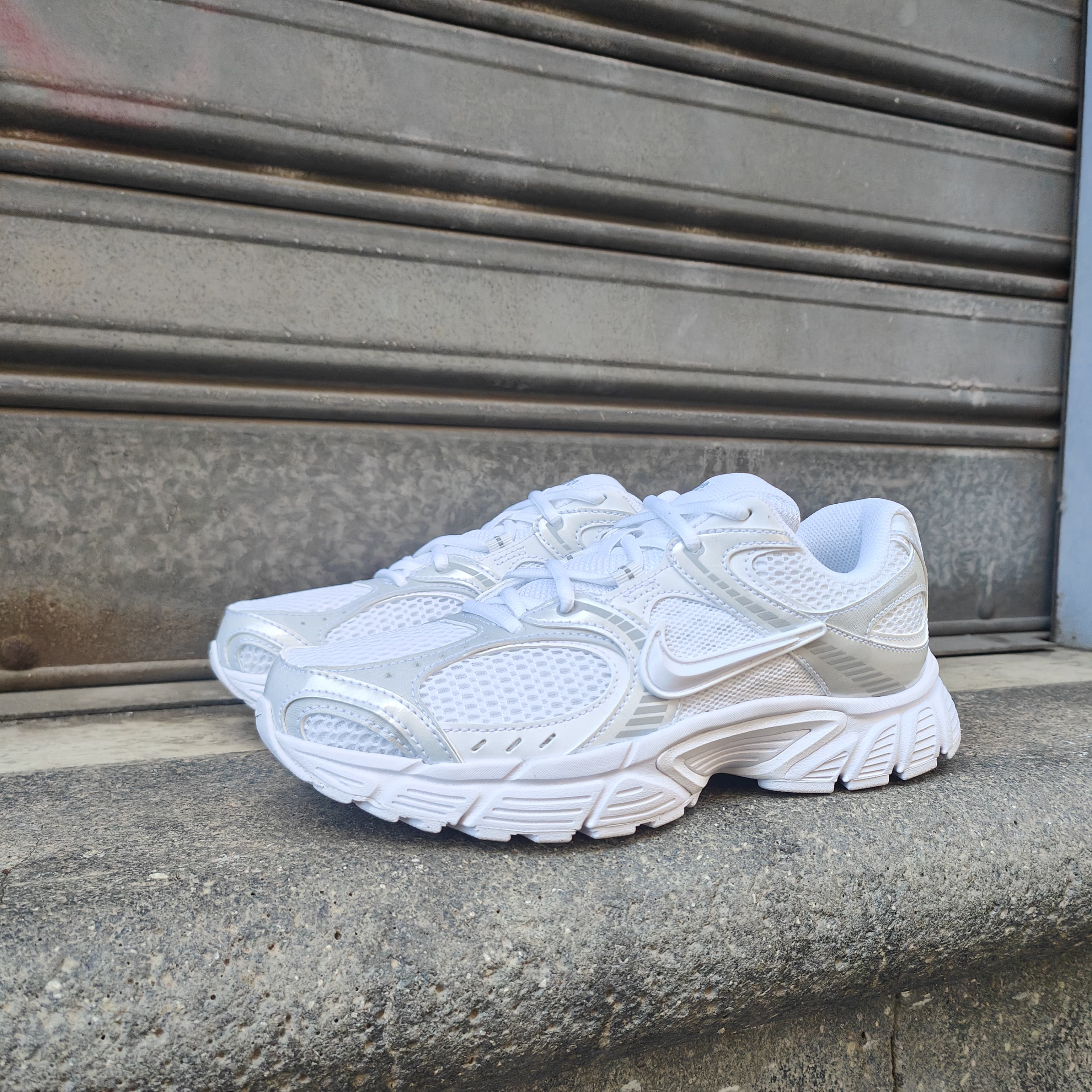 NIKE HQ7901-101